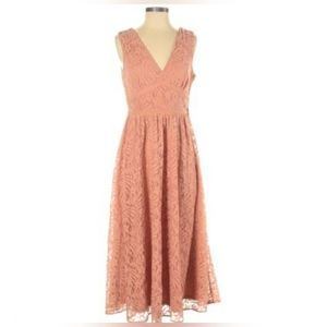 NSR Peach Sleeveless Lace Midi Dress - Size Medium (NWT)